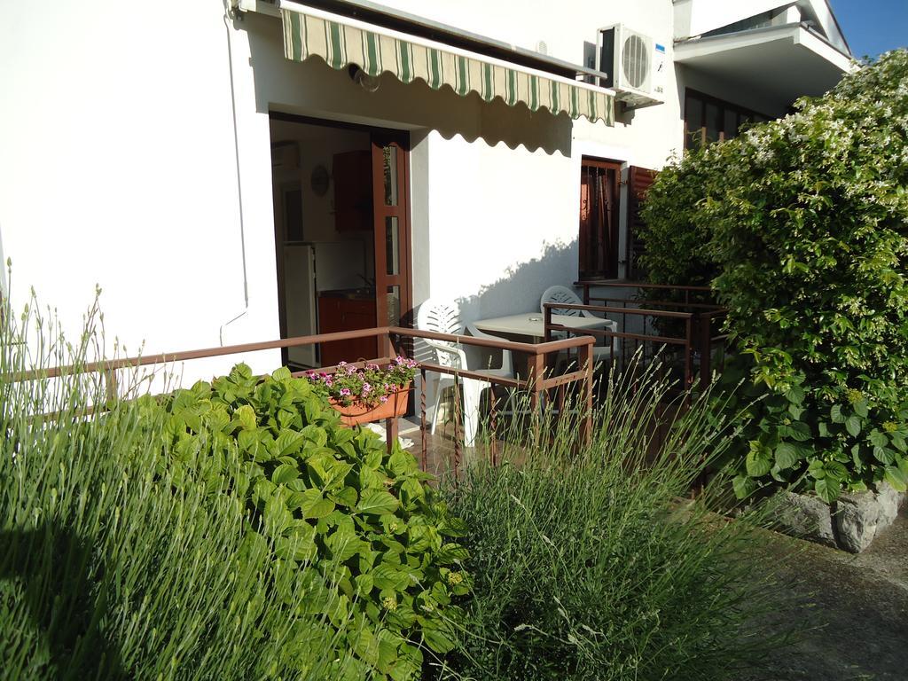Villa Kubo لوفغان الغرفة الصورة